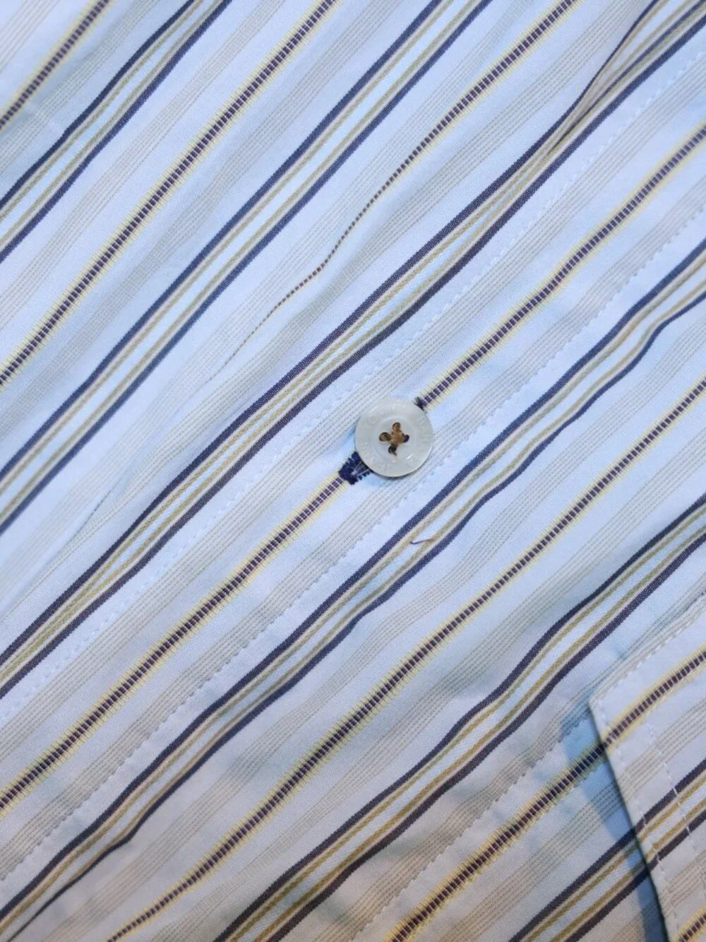 Tommy Bahama Jeans Men's Light Colored Cotton Button-Down Striped Shirt Size XXL
